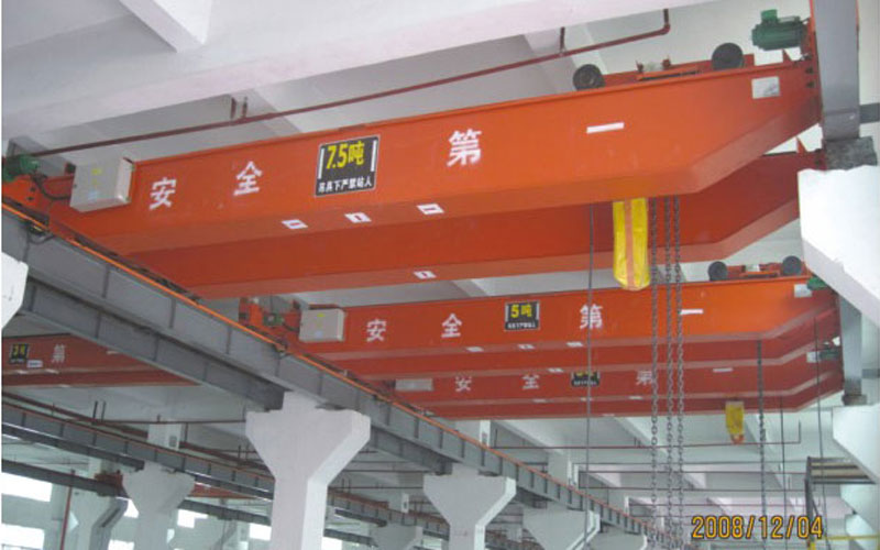 橋(qiao)式起重機(ji)